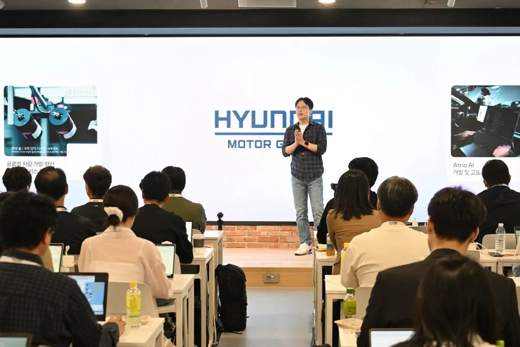 사진1 현대차그룹 데이터 플라이휠 본격 가동… 서울 도심서 Atria AI 실력 공개 https://mobilityground.com/wp-content/uploads/2026/09/사진1-현대차그룹-데이터-플라이휠-본격-가동…-서울-도심서-Atria-AI-실력-공개.webp