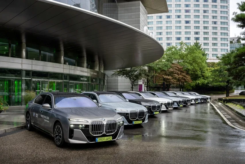 사진2 BMW 코리아 프리즈 서울 2026 VIP 대상 공식 셔틀 서비스 운영 https://mobilityground.com/wp-content/uploads/2026/09/사진2-BMW-코리아-프리즈-서울-2026-VIP-대상-공식-셔틀-서비스-운영.webp