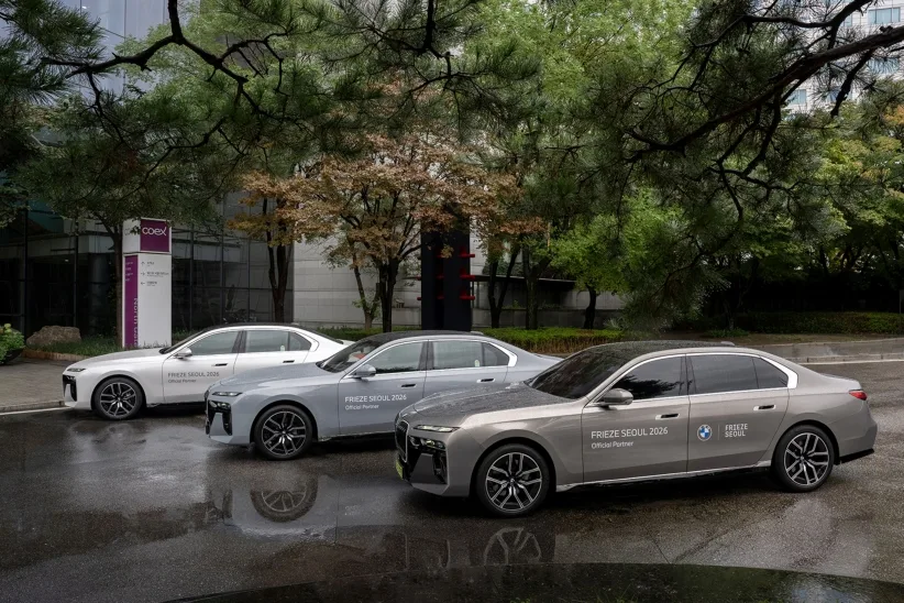 사진4 BMW 코리아 프리즈 서울 2026 VIP 대상 공식 셔틀 서비스 운영 https://mobilityground.com/wp-content/uploads/2026/09/사진2-BMW-코리아-프리즈-서울-2026-VIP-대상-공식-셔틀-서비스-운영.webp