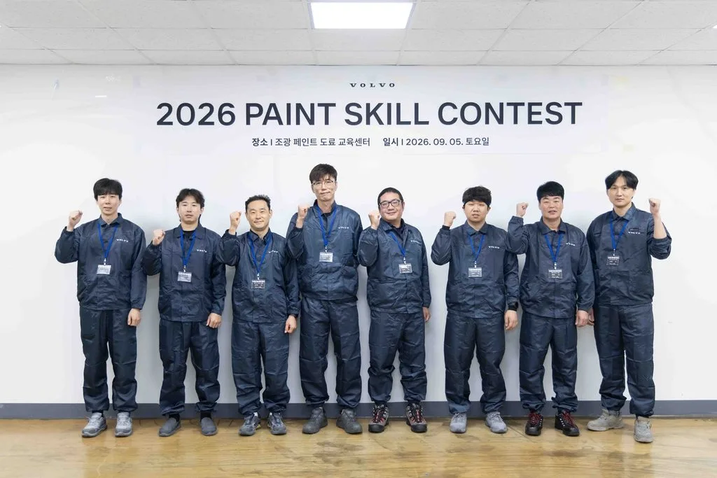 볼보자동차코리아, ‘2026 도장 기능 경진대회’서 최고 도장 전문가 3인 선정 1 사진자료1 볼보자동차코리아 ‘2026 도장 기능 경진대회2026 Paint Skill Contest https://mobilityground.com/wp-content/uploads/2026/09/사진자료1_볼보자동차코리아-‘2026-도장-기능-경진대회2026-Paint-Skill-Contest.webp