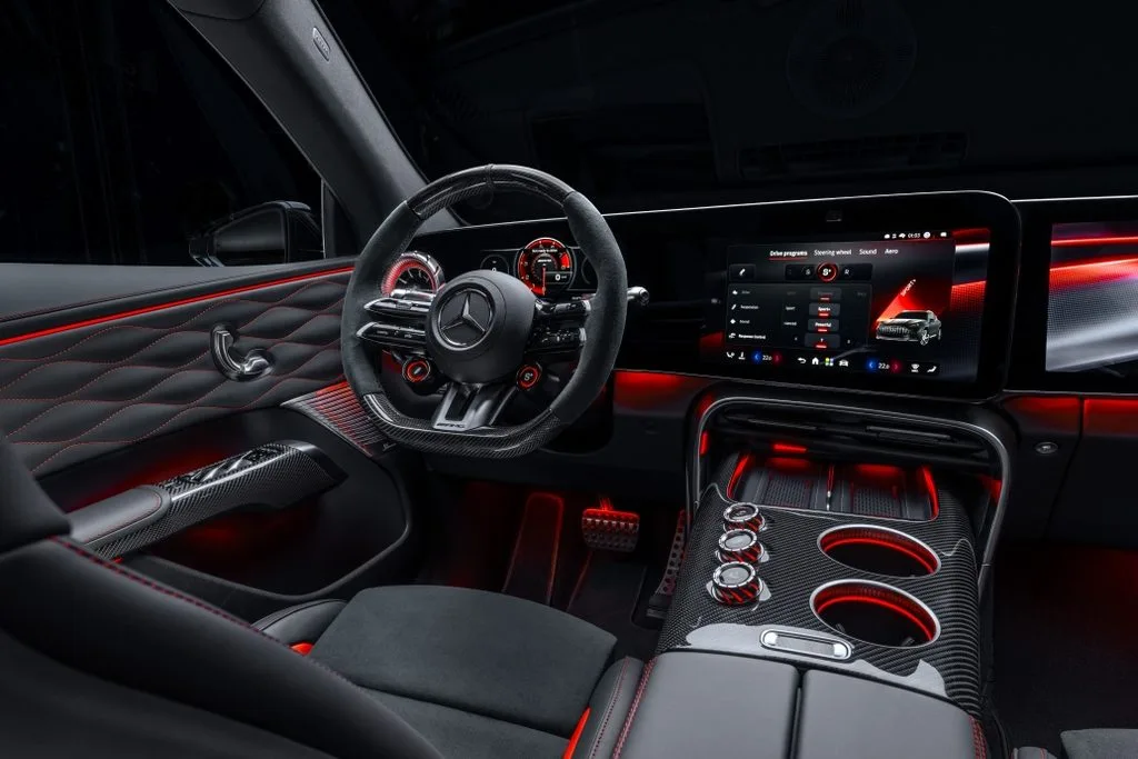 메르세데스 AMG 전기 SUV 신차 2027 출시 19 26c0332 022 https://mobilityground.com/wp-content/uploads/2026/10/26c0332_076.webp