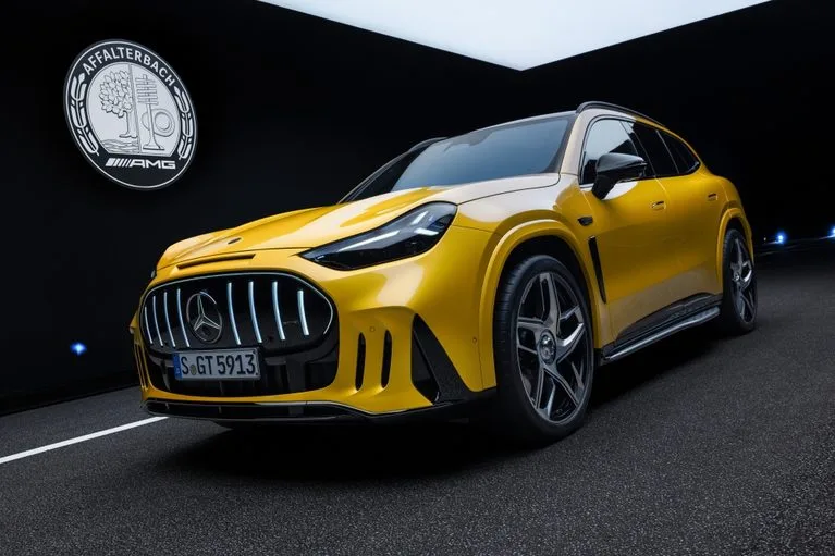 High-tech SUV with sports car DNA: The new Mercedes-AMG GT SUV