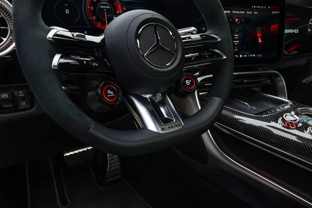 메르세데스 AMG 전기 SUV 신차 2027 출시 20 26c0332 045 https://mobilityground.com/wp-content/uploads/2026/10/26c0332_076.webp