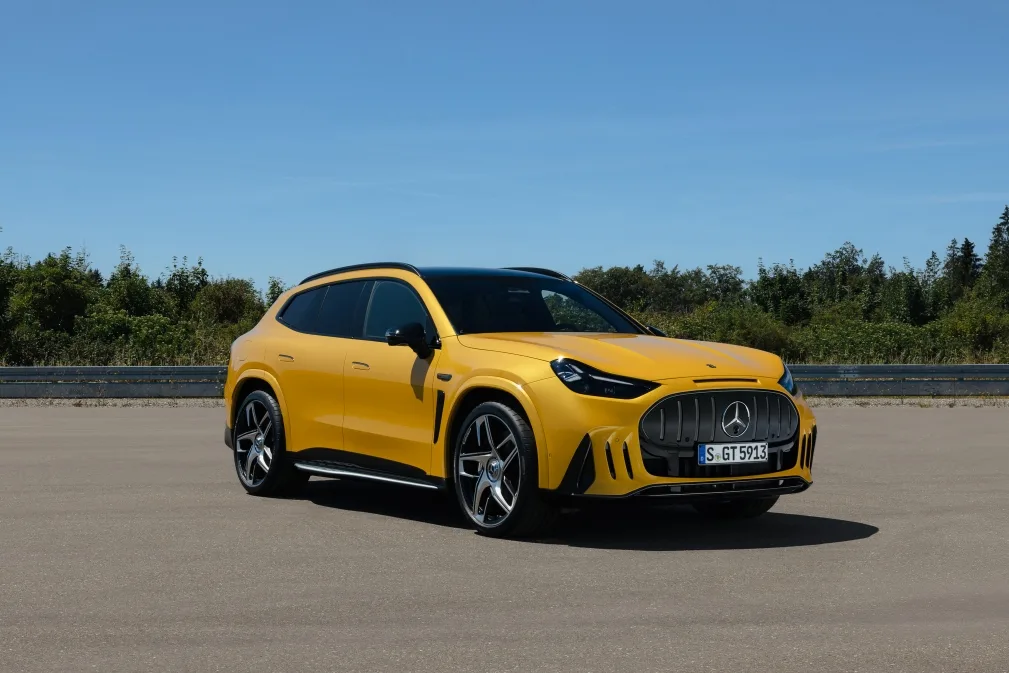 Mercedes-AMG GT SUV Orders Open October 20 From €113,050 With the GT 53 3 High-tech SUV with sports car DNA: The new Mercedes-AMG GT SUV