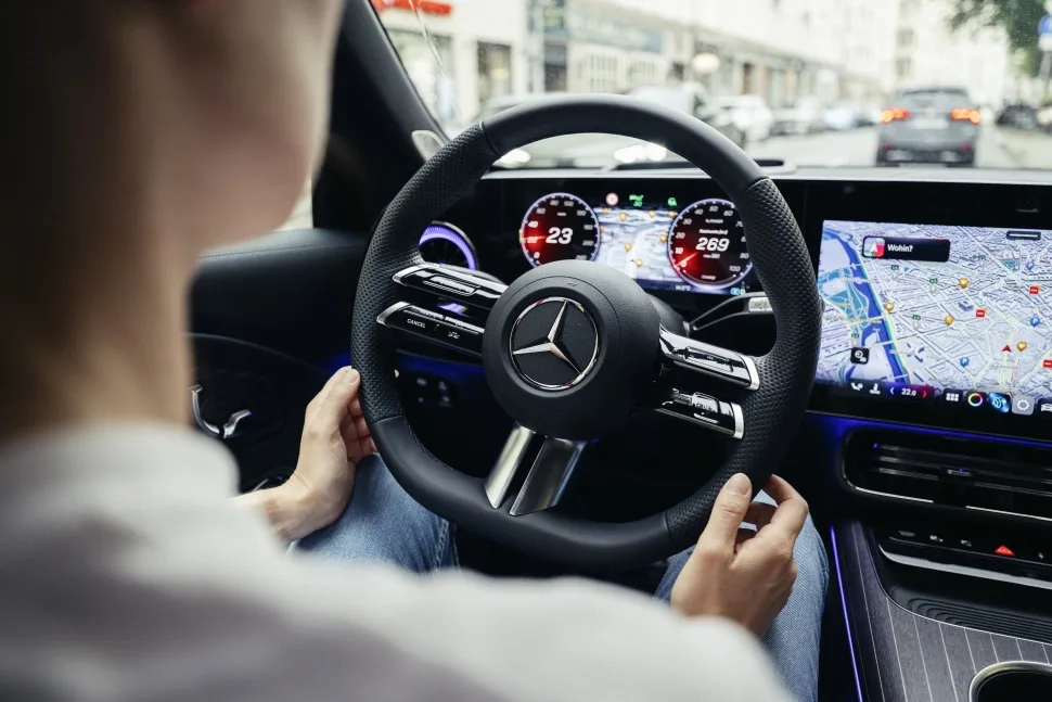 메르세데스-벤츠 MB.드라이브 어시스트 프로, 2027년 상반기 독일서 주문 시작, Safe travels from A to B: Mercedes-Benz first to bring point-to-point driving to Germany
