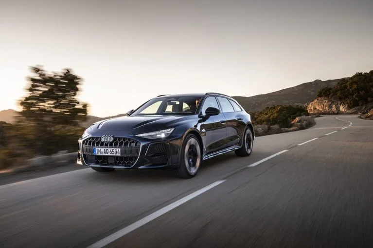 아우디 A6 올로드, Intelligent. Integrated. Instantly available. quattro ultra in the Audi A6 allroad