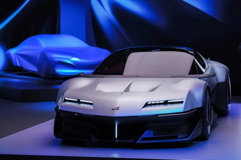 Alpine's Paris Show Triptych: A290, A390, A310 VISION and A110 Sculpture 2 Alpine A310 VISION, 알핀, Alpine at the Paris Motor Show: shaping the next chapter