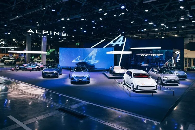 알핀, Alpine at the Paris Motor Show: shaping the next chapterAlpine at the Paris Motor Show (1)