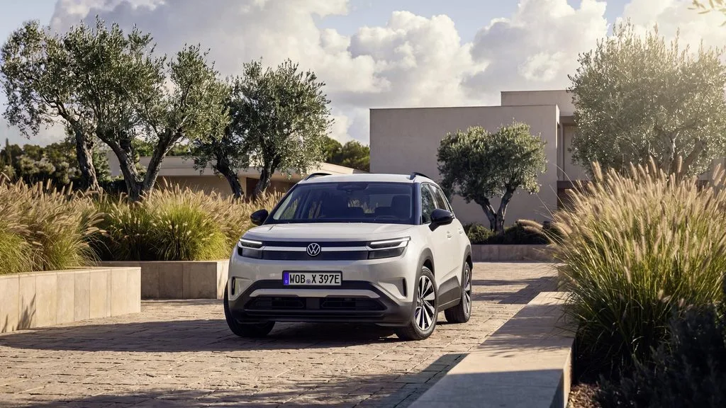 Volkswagen Opens Pre-Sales for the 37 kWh ID. Cross Aimed at Urban and Commuter Drivers 1 폭스바겐, ID. 크로스, volkswagen, Affordable and versatile: ID. Cross can now be ordered with a 37 kWh battery