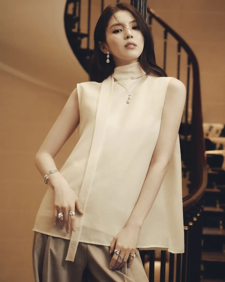 Han So Hee Serpent Boheme Worn Visual 1 https://mobilityground.com/wp-content/uploads/2026/10/Han-So-Hee_Serpent-Boheme_Worn-Visual_2.webp