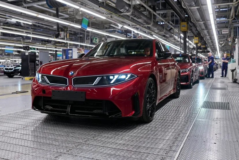 bmw 3시리즈, “MADE IN GERMANY”: BMW INVESTING AROUND TWO BILLION EUROS IN THE PRODUCTION OF THE NEW BMW 3 SERIES.