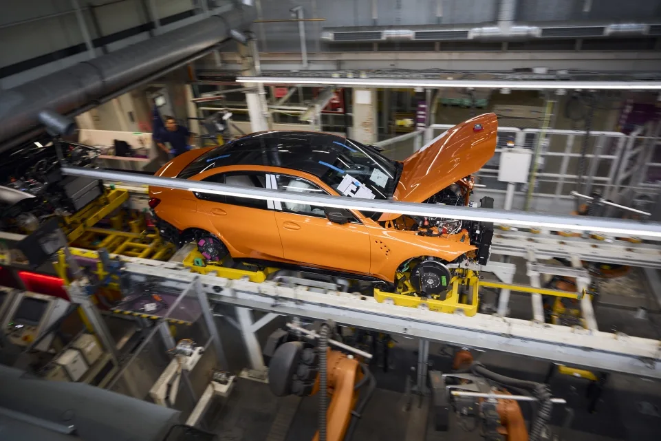 One Million Times the Thrill of M: Plant Munich builds milestone BMW M3 and shapes the electric future of BMW M.