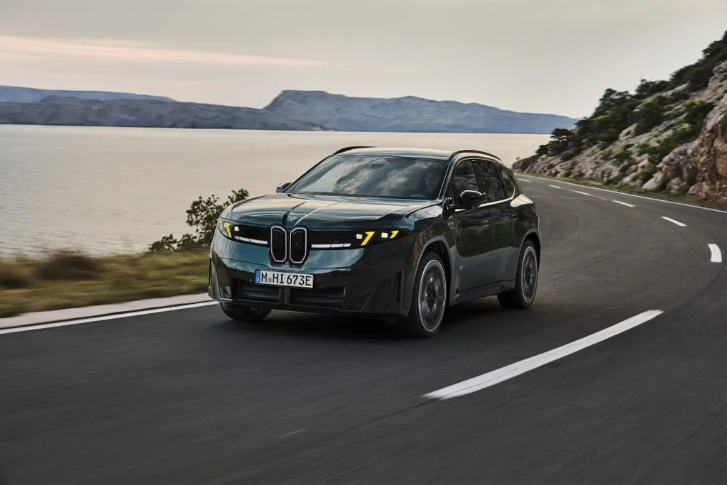 P90659797 highRes the new bmw ix3 m60 1024x683 1 https://mobilityground.com/wp-content/uploads/2026/10/P90659797_highRes_the-new-bmw-ix3-m60-.webp