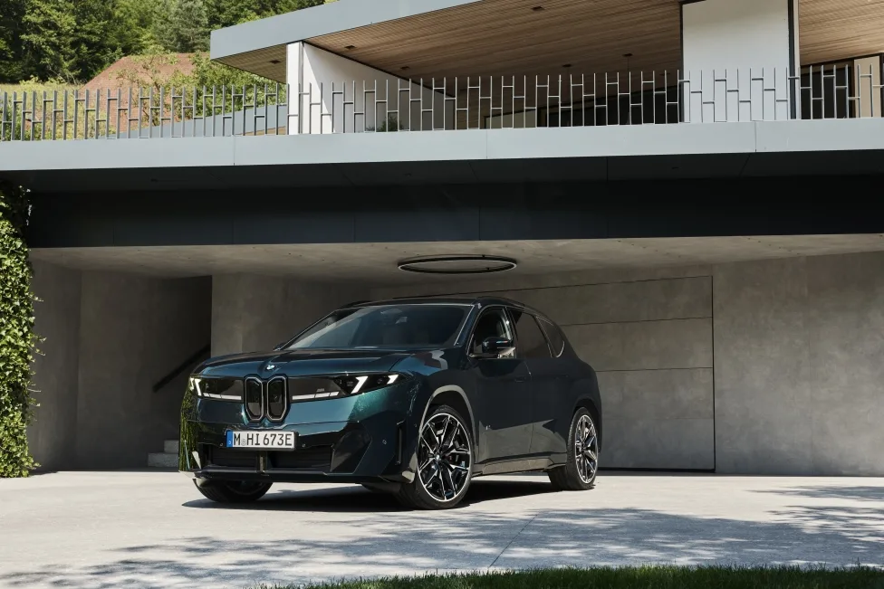 P90659814 highRes the new bmw ix3 m60 https://mobilityground.com/wp-content/uploads/2026/10/P90659797_highRes_the-new-bmw-ix3-m60-.webp