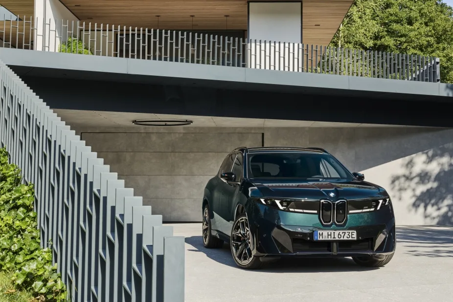 P90659817 highRes the new bmw ix3 m60 https://mobilityground.com/wp-content/uploads/2026/10/P90659797_highRes_the-new-bmw-ix3-m60-.webp
