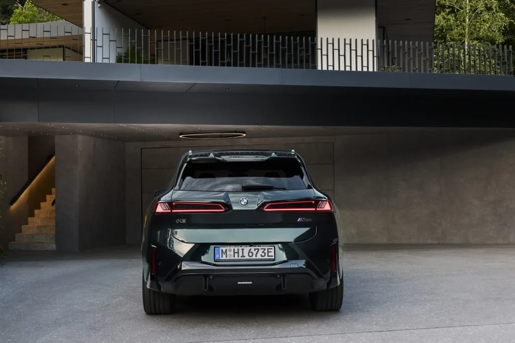 P90659819 highRes the new bmw ix3 m60 1024x683 1 https://mobilityground.com/wp-content/uploads/2026/10/P90659797_highRes_the-new-bmw-ix3-m60-.webp