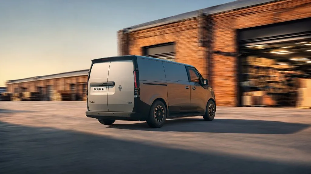 Renault's New Trafic Van E-Tech Electric Offers 470km of Range 2 르노 트라픽, Trafic Van E-Tech electric (3)