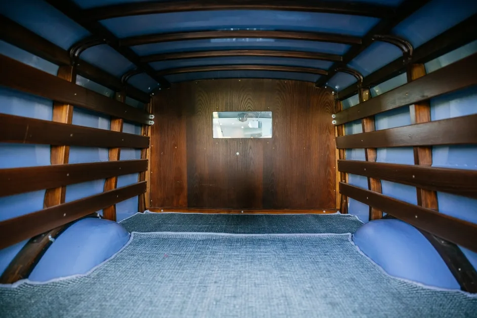 메르세데스 벤츠 박물관 A rarity in Mercedes blue Mercedes Benz 170 V Customer Service of 1952 8 https://mobilityground.com/wp-content/uploads/2026/10/메르세데스-벤츠-박물관-A-rarity-in-Mercedes-blue-Mercedes-Benz-170-V-Customer-Service-of-1952-2.webp