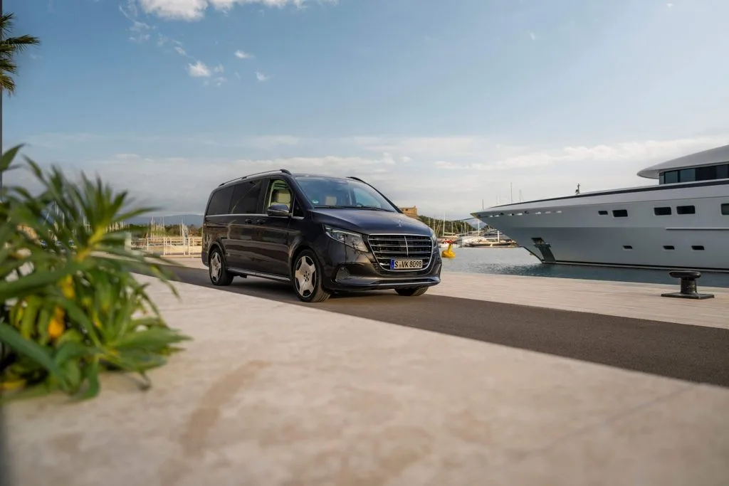 사진 2 메르세데스 벤츠 V 클래스 https://mobilityground.com/wp-content/uploads/2026/10/사진-1-메르세데스-벤츠-V-클래스.webp