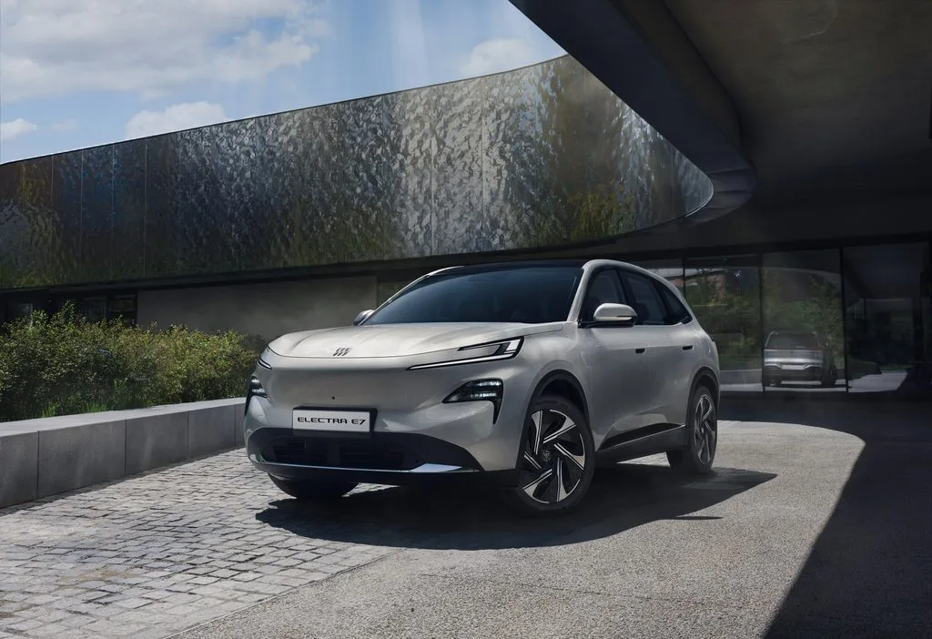 사진 4 뷰익 엘렉트라 E7 https://mobilityground.com/wp-content/uploads/2026/10/사진-3-뷰익-엘렉트라-E7.webp