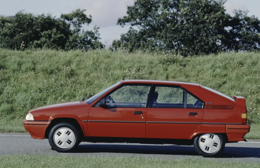 The BX GTi 4X4 Brought Permanent All-Wheel Drive to Citroën's Saloon 3 시트로엥 BX GTi BX GTI IN 1986 CITROEN REDEFINED THE SPORTY SALOON 4 https://mobilityground.com/wp-content/uploads/2026/10/시트로엥-BX-GTi-BX-GTI-IN-1986-CITROEN-REDEFINED-THE-SPORTY-SALOON-2.webp