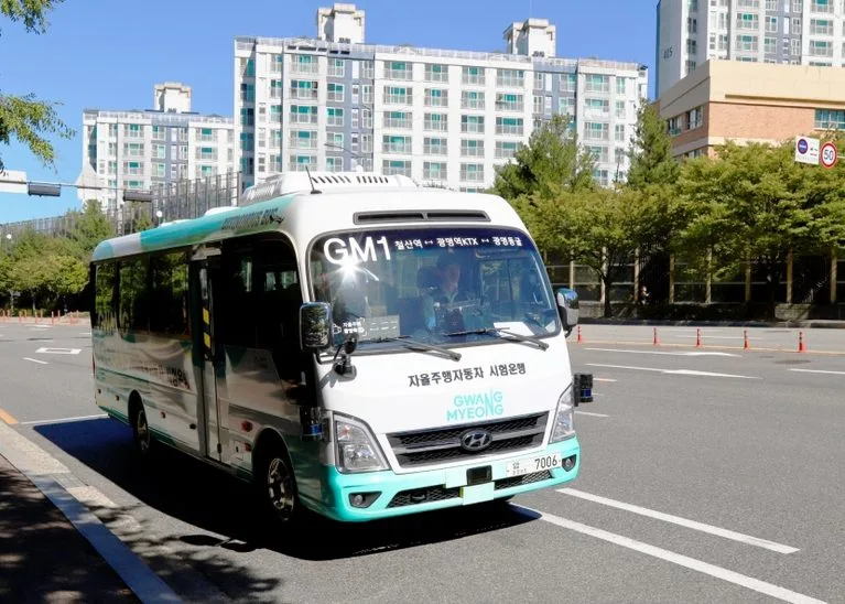 오토노머스에이투지가 광명시에서 운행하는 자율주행 버스 GM1
