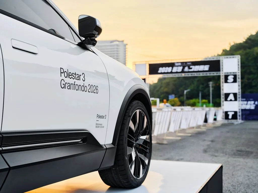 폴스타 이미지 폴스타 ‘2026 통영그란폰도 성료… 폴스타 3·4 공식 차량 지원 2 https://mobilityground.com/wp-content/uploads/2026/10/폴스타-이미지-폴스타-‘2026-통영그란폰도-성료…-폴스타-3·4-공식-차량-지원-1.webp